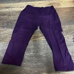 ODODOS Capri leggings with side pockets
